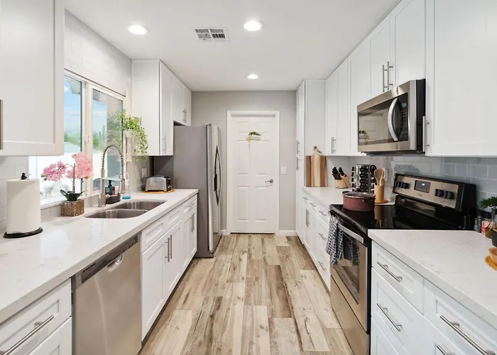 Spacious Scottsdale Retreat With Pool Сasa de vacaciones *
