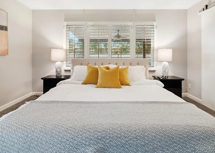 Spacious Scottsdale Retreat With Pool Сasa de vacaciones Tempe